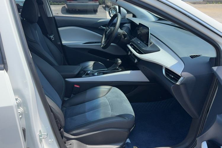 Used Buick Velite 6 2022 Plug-in Hybrid Connected Smart Model Right Front Seat