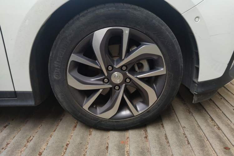 Used Buick Velite 6 2022 Plug-in Hybrid Connected Smart Model Right Front Wheel Hub