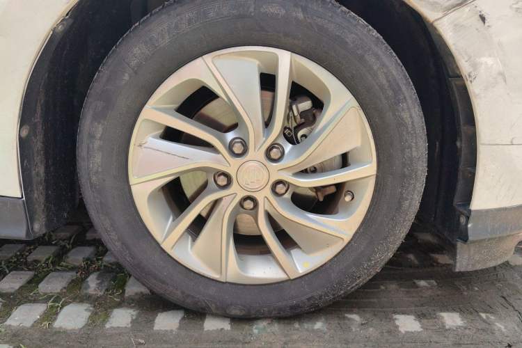 Used Buick Velite 6 2022 Plug-in Hybrid Connected Fashion Model Right Front Wheel Hub