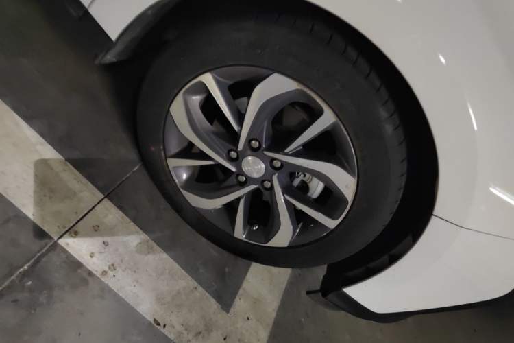 Used Buick Velite 6 2022 Plug-in Hybrid Connected Smart Edition Right Front Wheel Hub