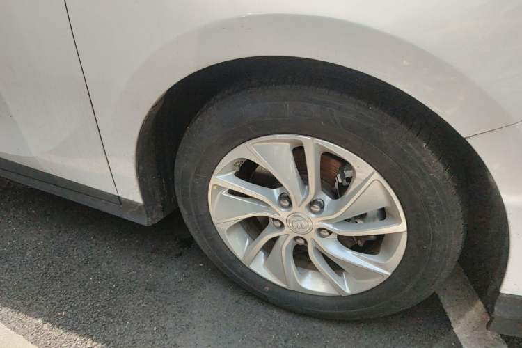 Used Buick Velite 6 2022 Plug-in Hybrid Connected Fashion Model Right Front Wheel Hub