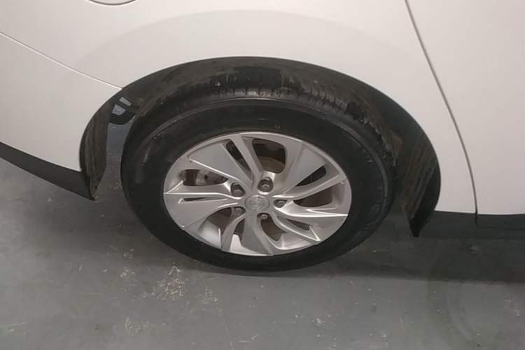Used Buick Velite 6 2022 Plug-in Hybrid Connected Fashion Model Right Rear Wheel Hub
