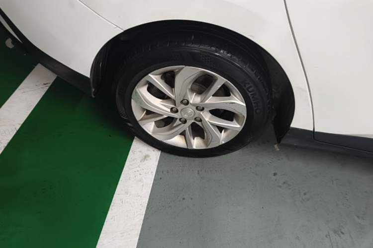 Used Buick Velite 6 2022 Connected Enjoyment PLUS Right Rear Wheel Hub