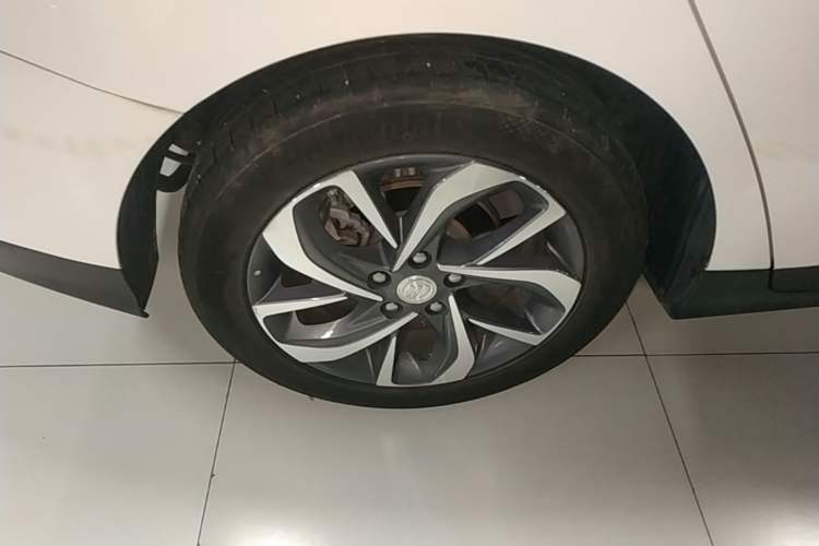 Used Buick Velite 6 2022 Plug-in Hybrid Connected Smart Edition Right Rear Wheel Hub