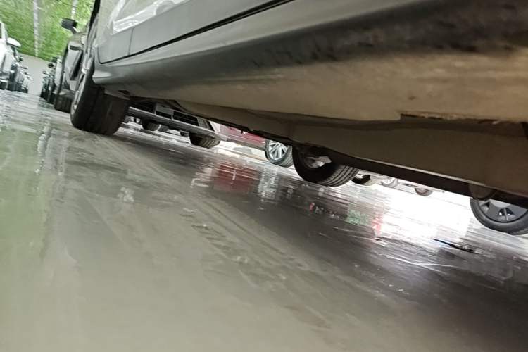 Used Buick Velite 6 2022 Plug-in Hybrid Connected Smart Model Right Side Sill