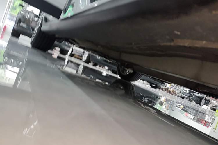 Used Buick Velite 6 2022 Plug-in Hybrid Connected Smart Model Right Side Sill