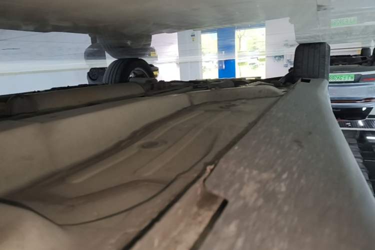 Used Buick Velite 6 2022 Plug-in Hybrid Connected Fashion Model Right Side Sill