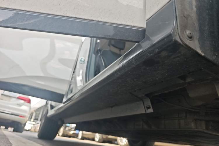 Used Buick Velite 6 2022 Connected Intelligence PLUS Version Right Side Sill