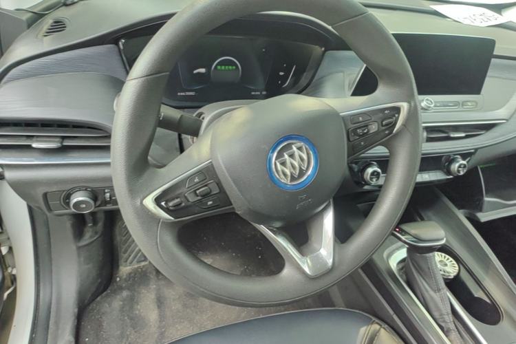 Used Buick Velite 6  Steering Wheel