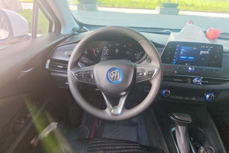 Used Buick Velite 6 2022 Connected & Shared PLUS Steering Wheel