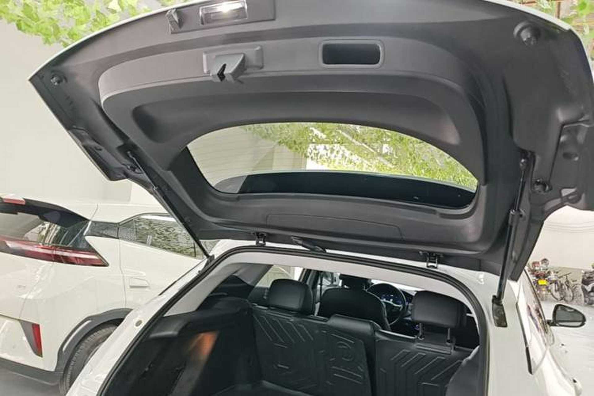 Used Buick Velite 6 2022 Plug-in Hybrid Connected Smart Model Trunk
