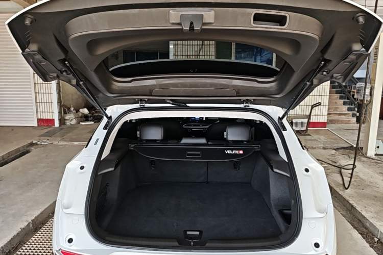 Used Buick Velite 6 2022 Plug-in Hybrid Connected Smart Model Trunk