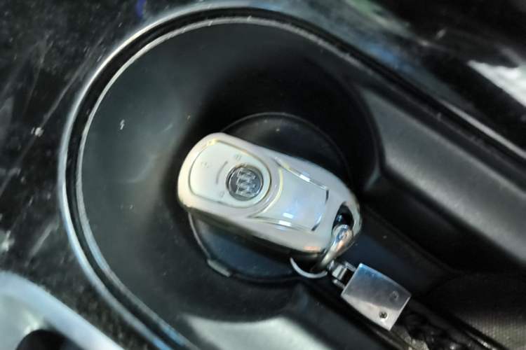 Used Buick Velite 6 2022 Connected Smart PLUS Vehicle Key