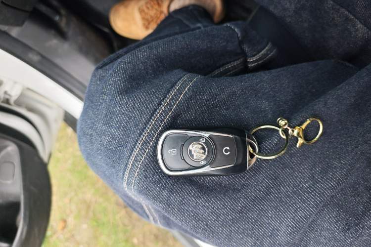 Used Buick Velite 6 2022 Connected & Shared PLUS Vehicle Key