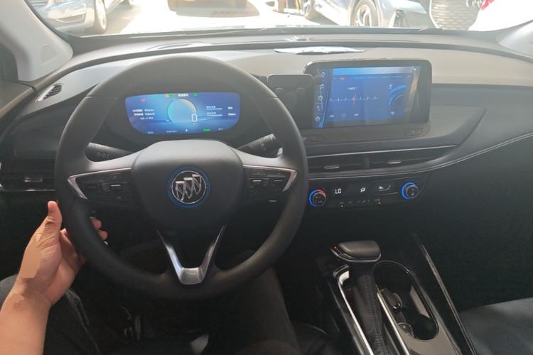 Used Buick Velite 6 2023 430km Comfort Edition Center Console
