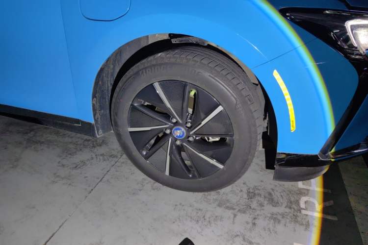 Used Buick Velite 6 2023 430km Enjoyment Version Right Front Wheel Hub