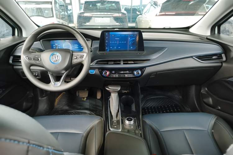 Used Buick Velite 6 2023 Revised Version 430 km Range – Commuter Edition Center Console