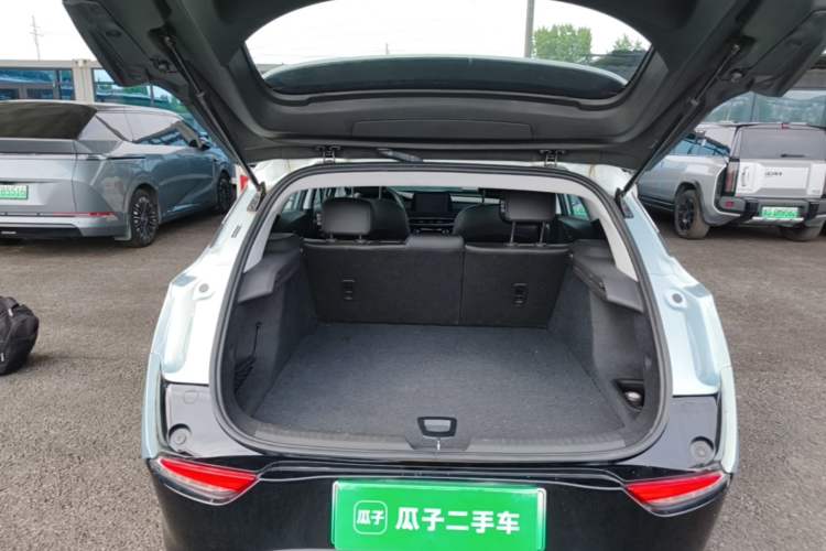 Used Buick Velite 6 2023 Revised Version 430 km Range – Commuter Edition Trunk