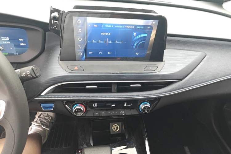 Used Buick Velite 6 2023 430km Enjoyment Version Audio And AC Panel