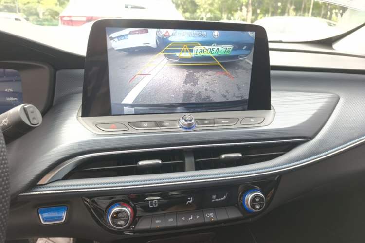 Used Buick Velite 6 2023 430km Comfort Edition Audio And AC Panel
