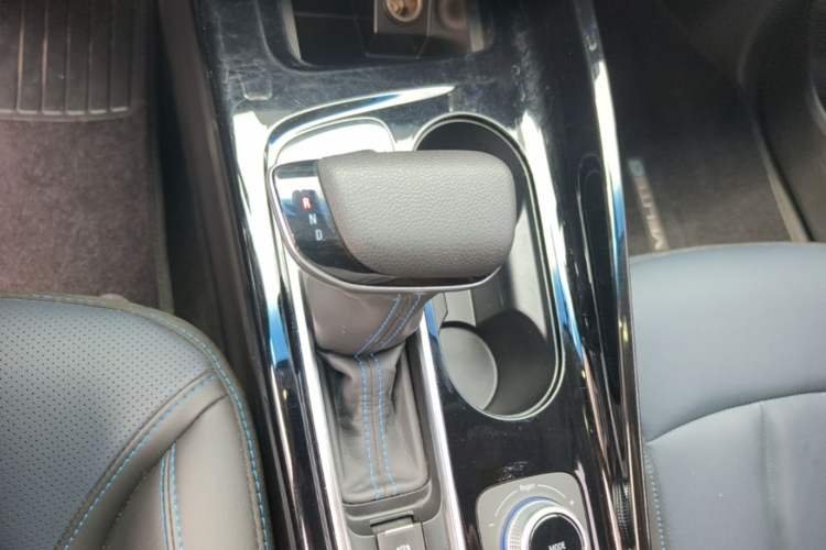 Used Buick Velite 6 2023 430km Comfort Edition Gear Lever