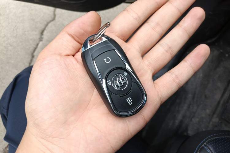 Used Buick Velite 6 2023 Revised Version 430 km Range – Commuter Edition Interior 1