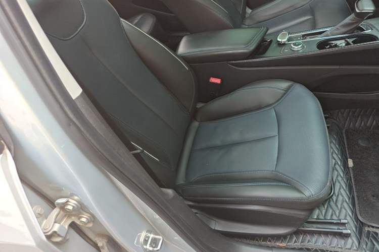 Used Buick Velite 6 2023 430km Comfort Edition Right Front Seat
