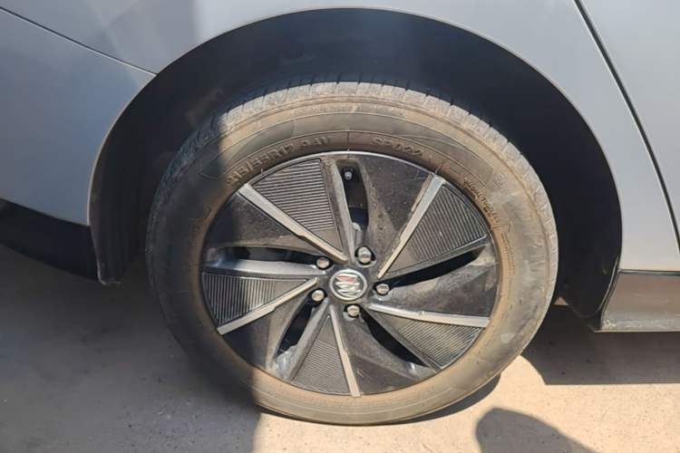 Used Buick Velite 6 2023 430km Comfort Edition Right Rear Wheel Hub