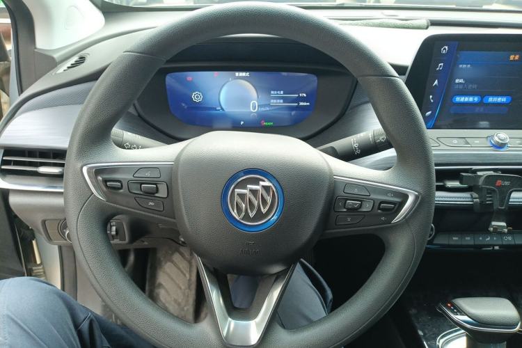 Used Buick Velite 6 2023 Revised Version 430 km Range – Commuter Edition Steering Wheel