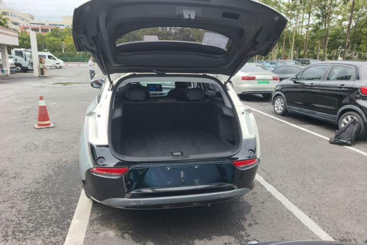 Used Buick Velite 6 2023 430km Comfort Edition Trunk