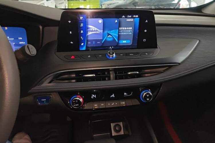 Used Buick Velite 6 2023 430km Range Commuter Version Audio And AC Panel