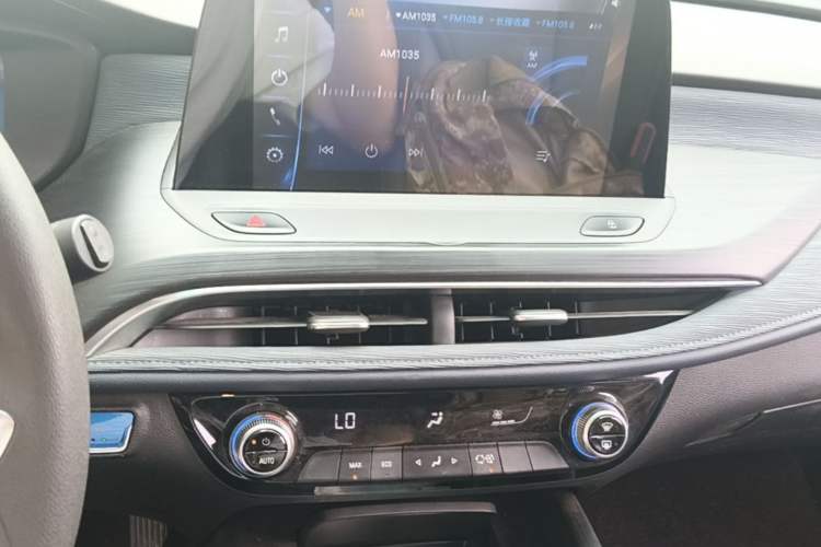 Used Buick Velite 6 2023 430km Range Commuter Version Audio And AC Panel