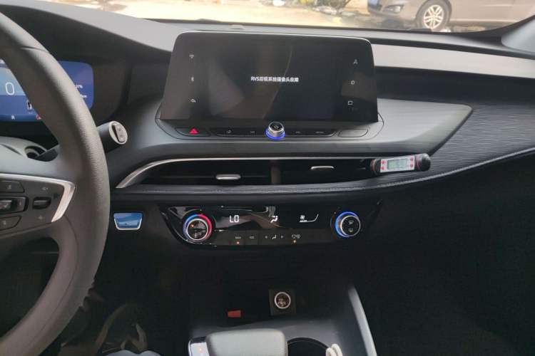 Used Buick Velite 6 2023 430km Range Commuter Version Audio And AC Panel