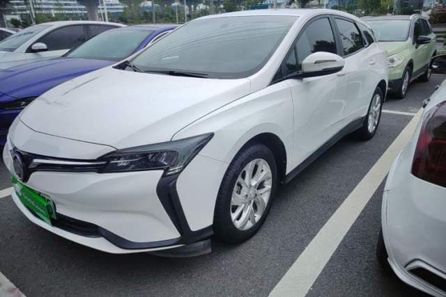 Used Buick Velite 6 2023 430km Range Commuter Version
