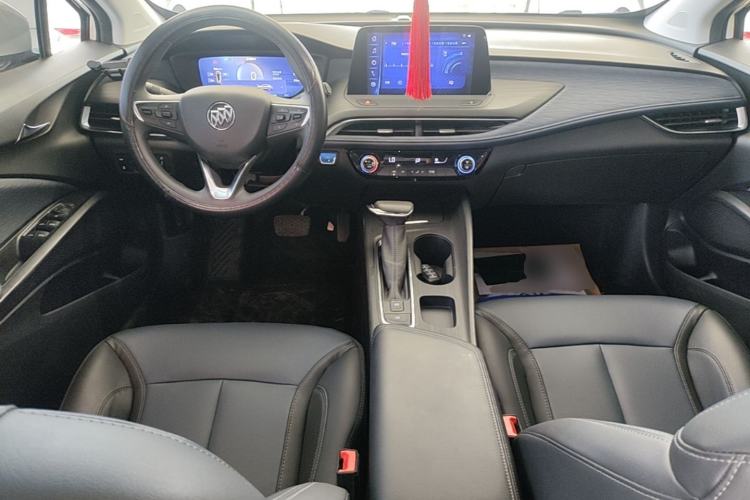 Used Buick Velite 6 2023 Revised Version 430 km Range – Commuter Edition Center Console