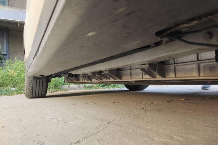 Used Buick Velite 6 2023 430km Range Commuter Version Chassis Front Right