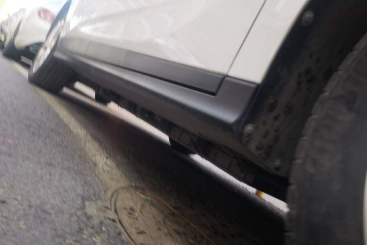 Used Buick Velite 6 2023 430km Range Commuter Version Chassis Front Right