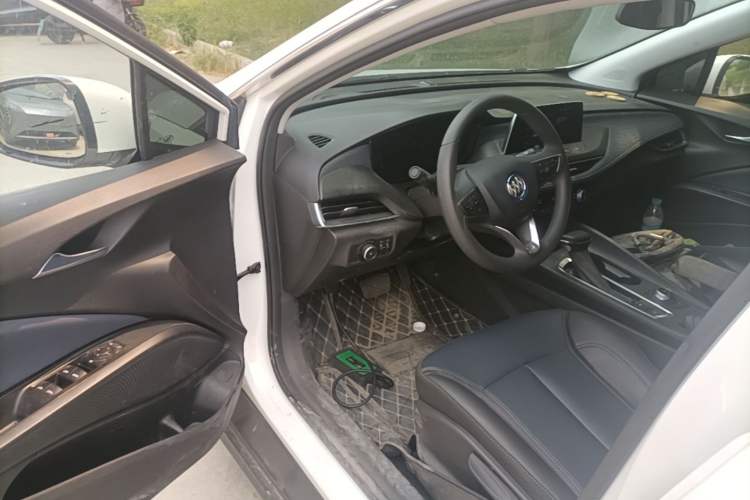 Used Buick Velite 6 2023 430km Range Commuter Version Driver Seat