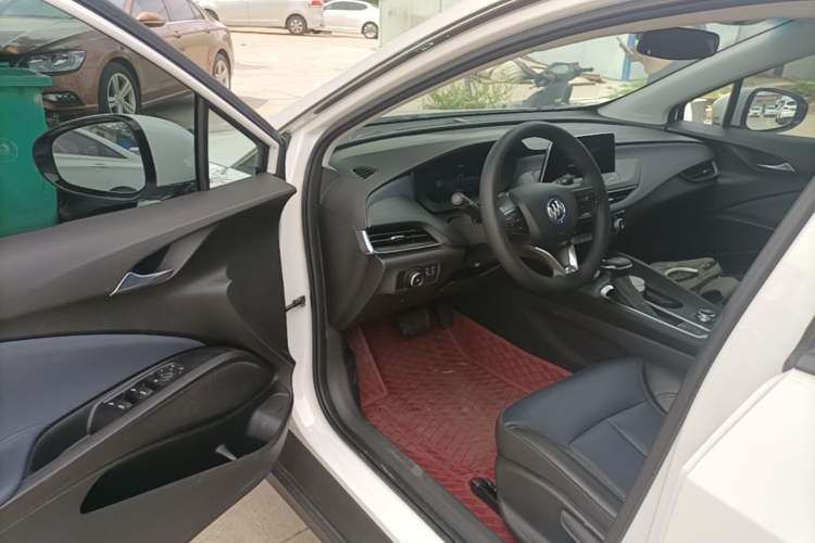 Used Buick Velite 6 2023 430km Range Commuter Version Driver Seat