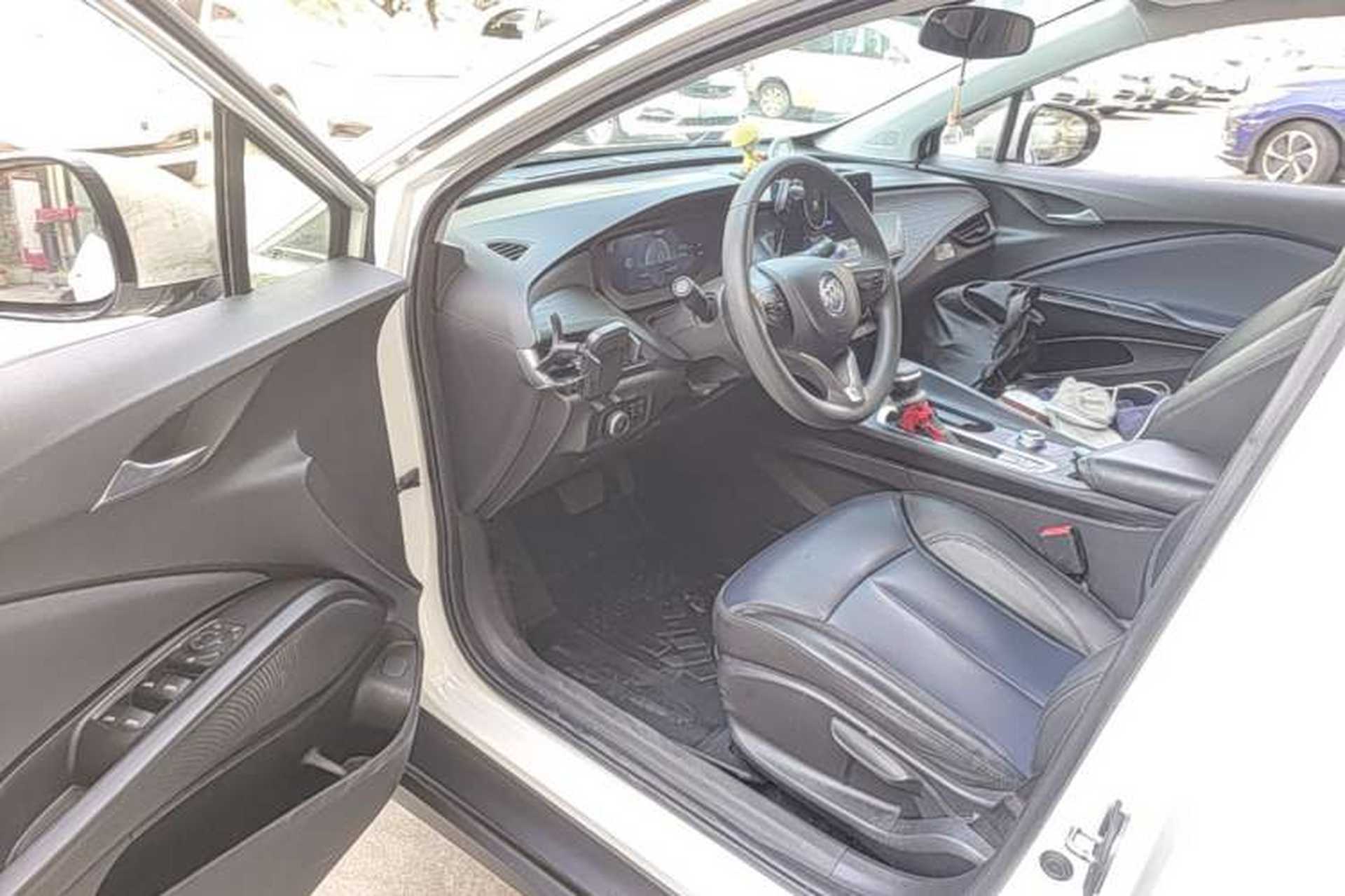 Used Buick Velite 6 2023 430km Range Commuter Version Driver Seat