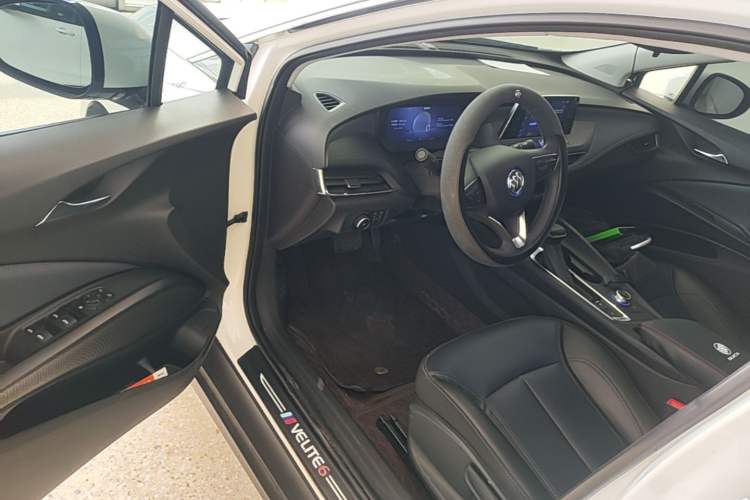 Used Buick Velite 6 2023 430km Range Commuter Version Driver Seat