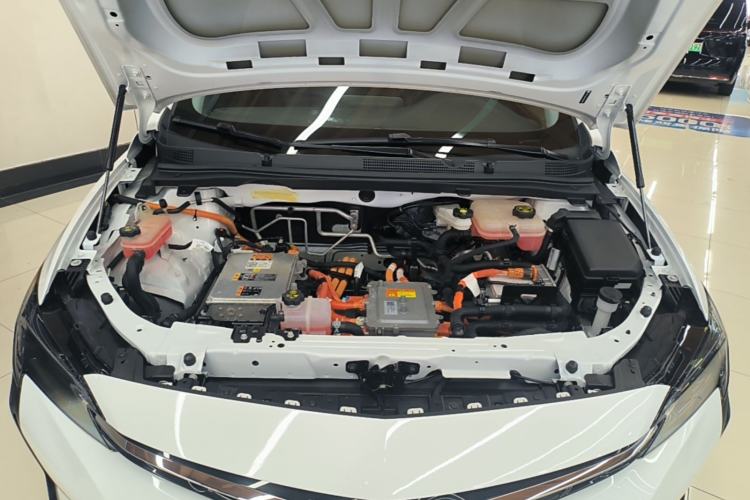 Used Buick Velite 6 2023 430km Range Commuter Version Engine Bay
