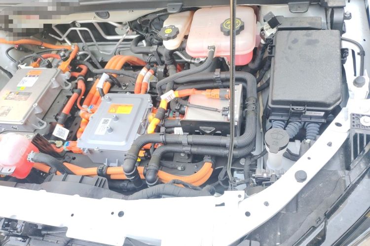 Used Buick Velite 6 2023 Revised Version 430 km Range – Commuter Edition Engine Bay Left