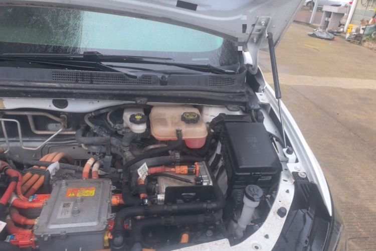 Used Buick Velite 6 2023 430km Range Commuter Version Engine Bay Left