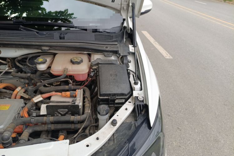 Used Buick Velite 6 2023 430km Range Commuter Version Engine Bay Left