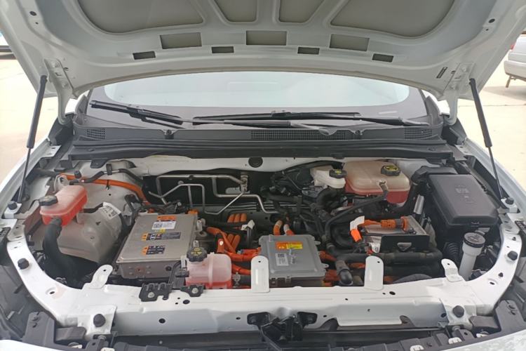 Used Buick Velite 6 2023 430km Range Commuter Version Engine Bay