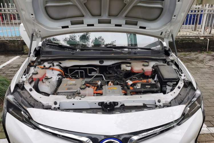 Used Buick Velite 6 2023 Revised Version 430 km Range – Commuter Edition Engine Bay