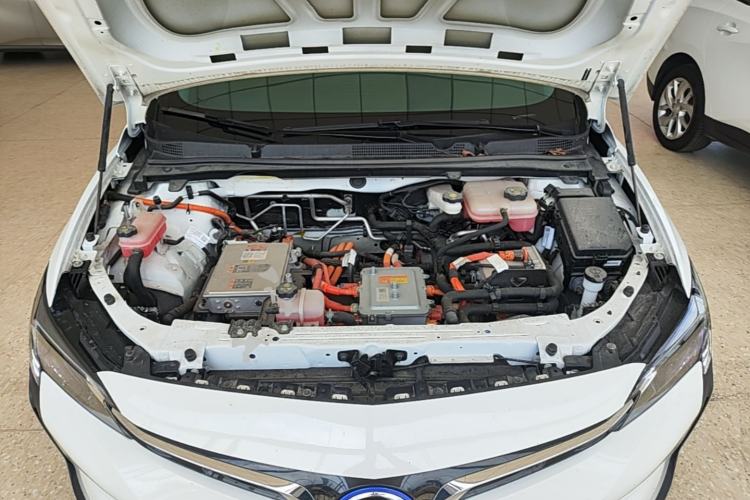 Used Buick Velite 6 2023 Revised Version 430 km Range – Commuter Edition Engine Bay