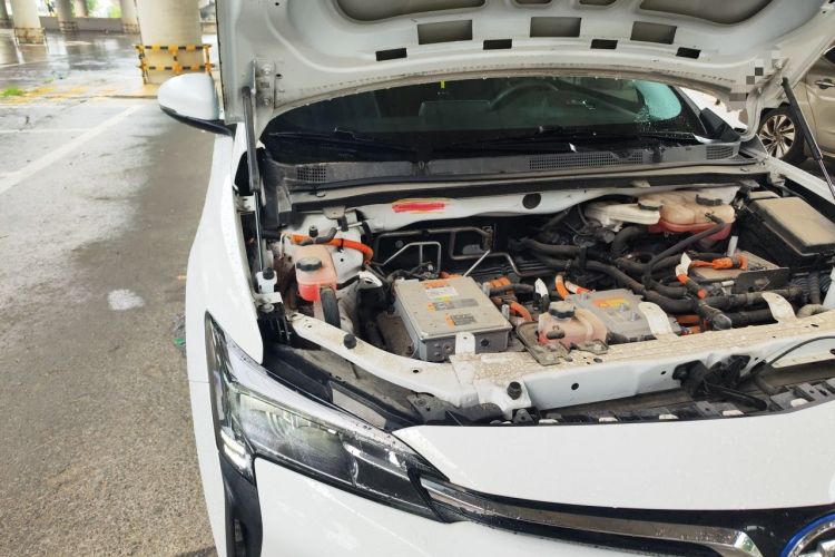 Used Buick Velite 6 2023 Revised Version 430 km Range – Commuter Edition Engine Bay Right