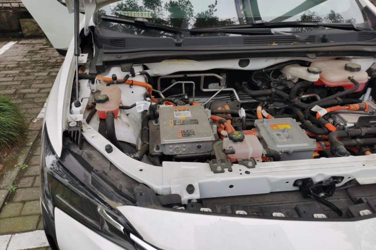 Used Buick Velite 6 2023 Revised Version 430 km Range – Commuter Edition Engine Bay Right